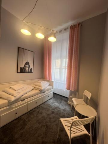 Hostel Plac Kolegiacki Познань Екстер'єр фото